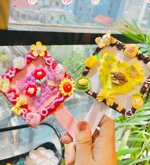 Gương kem keo